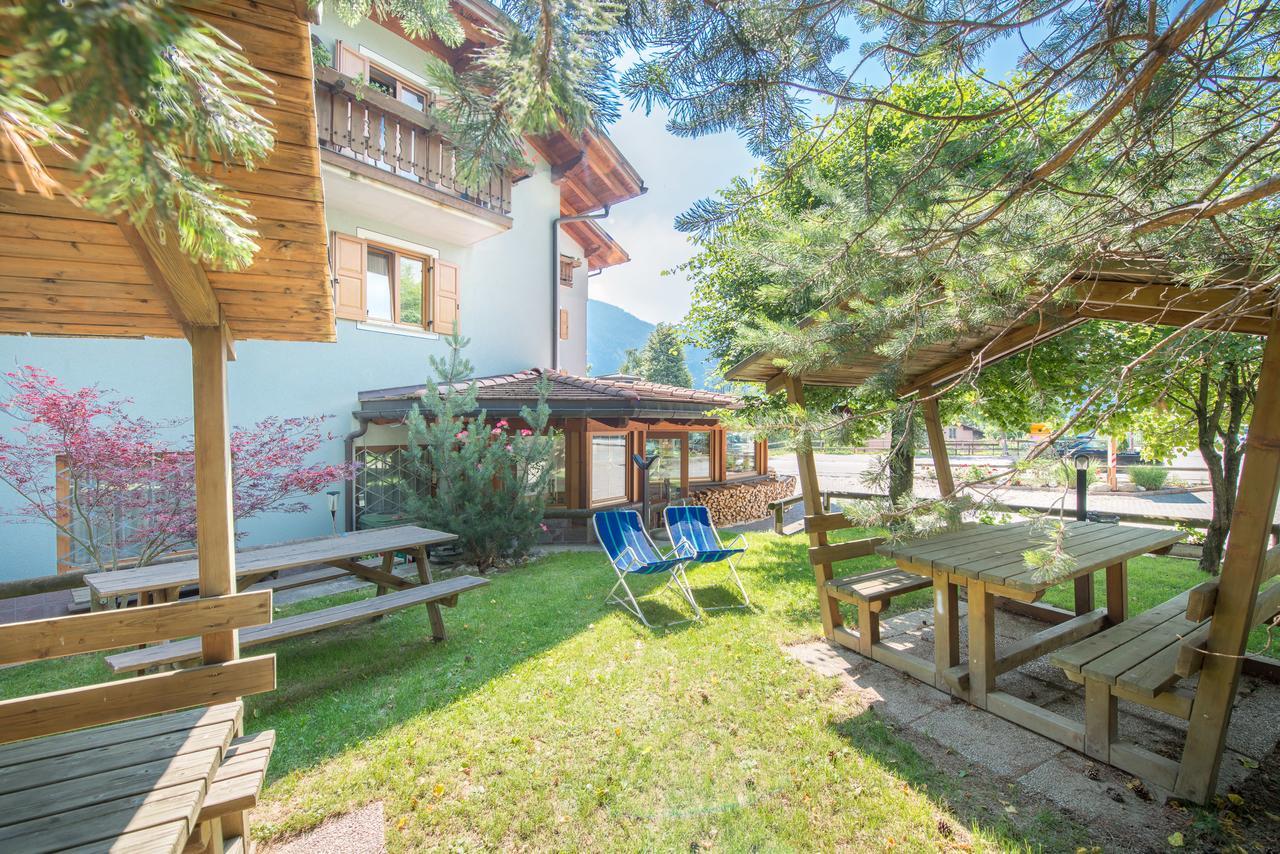 Vattaro Al Pian Garni Hotel - B&B & Pizza מראה חיצוני תמונה